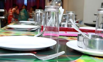 Hotel Vaani Villa by Royal Stay