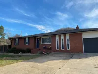 The Pool House,   3-Bedroom Home in Marshall,  Backyard Inground Swimming Pool