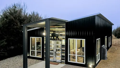 South of Norman, Cougar Cabin with Air Hockey, Fireplace