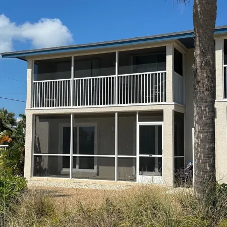 Beachfront..Island Beach Club - Gorgeous First Floor 2 Bed, 2 Bath with Pool