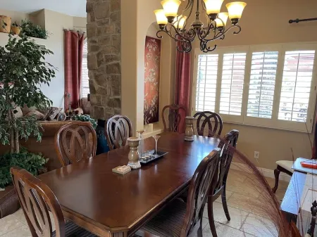 Waterfront, LuxuryVilla with Private Pool- Отели рядом с достопримечательностью «Колледж Чандлер Гилберт Коммьюнити в Пекос Кампус»