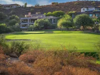 Hilton Phoenix Tapatio Cliffs Resort Hotels near North Mountain