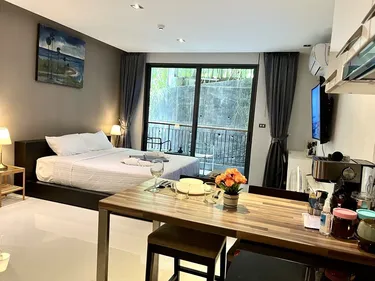 รูปภาพของ211 - Emerald Patong Hill Cozy Studio with Nice Pool and Garden