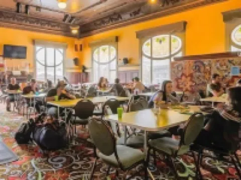 Green Tortoise Hostel Hotels near Lombard Street