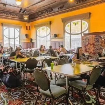 Green Tortoise Hostel