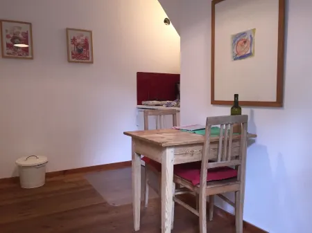 Pitoresque old town house near the castle