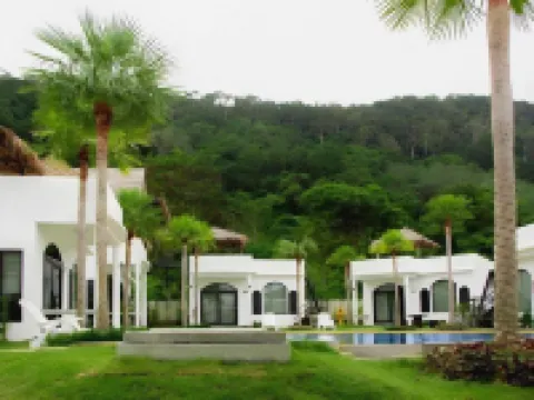 찰라로스트 란타 더 프라이빗 리조트