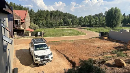 2-bed House in Dullstroom , Blue Crane Estate 66