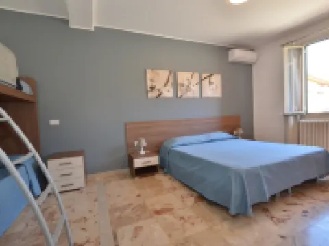 アルベルゴ リストランテ デッラ トーレ チェルノッビオのホテル