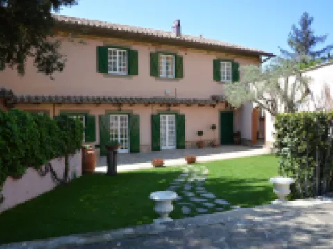 Antica Villa di Bruto Hotels near Hadrian's Villa