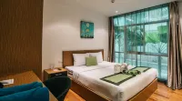iCheck inn Residences Patong - Bãi đậu xe