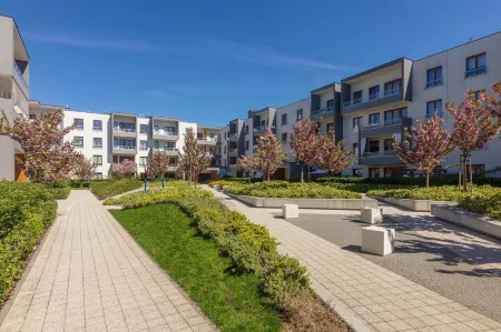 Royal Palace Elegant Apartment Отели в г. Констанцин-Езёрна