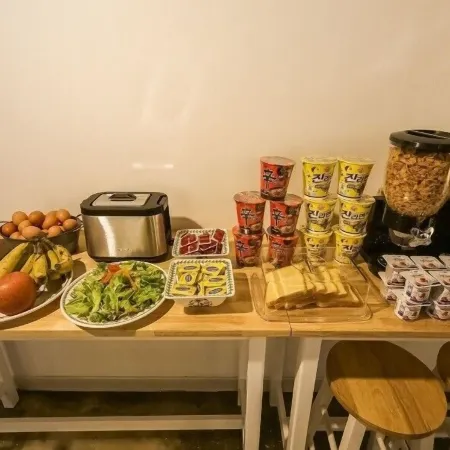 Vallas Hotel & Guest House