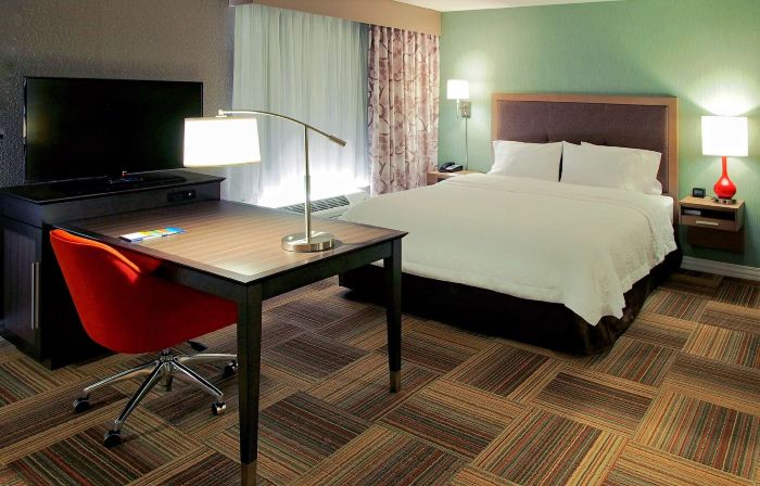 Hampton Inn and Suites Moore