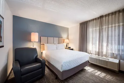 Sonesta Simply Suites Chicago O'Hare Airport