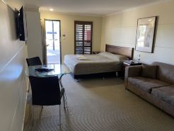 Balranald Club Motel