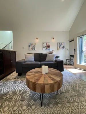 Family Friendly SE Getaway