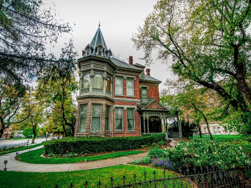 The Anniversary Inn - South Temple Hotels in Salt Lake City
