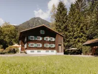 Chalet in Montafon with Private Sauna & Views  호텔