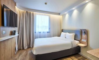 B&B Hotel Deauville-Touques