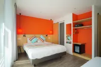 La Regence Hotels in Courbevoie
