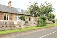 3-Bedroom Cottage in Norham Berwick-upon-Tweed -Log Fire - Dog Friendly