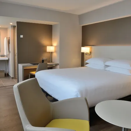AC Hotel Marseille Prado Velodrome Отели рядом с достопримечательностью «Пляжи Прадо»