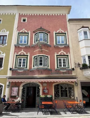 Hotel Goldenes Kreuz - since 1605 Hotel a Lurches