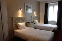 Hostellerie de la Porte Bellon Hotels in Chamant
