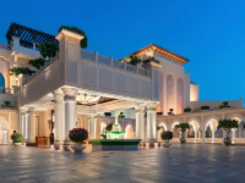 فندق شانغريلا قرية البري أبوظبي Hotels near The Ritz-Carlton Beach
