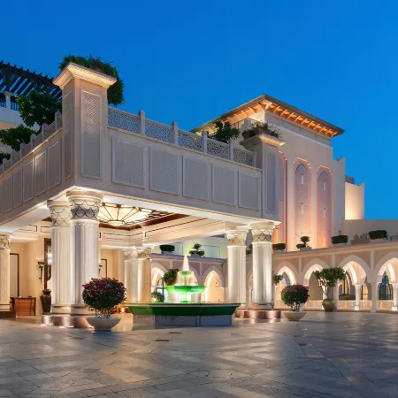 Shangri la Hotel Qaryat Al Beri Abu Dhabi