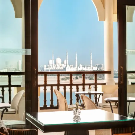 Shangri la Hotel Qaryat Al Beri Abu Dhabi