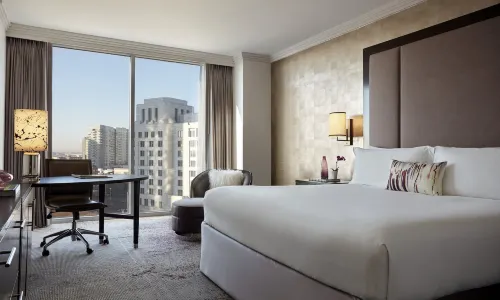 Loews Atlanta Hotel