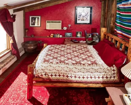 Devils Tower Lodge Hotels in Devils Tower