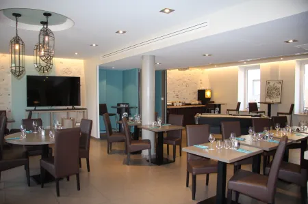 Hotel du Rhone Seyssel Отели в г. Вальсерон