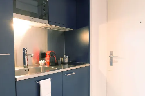 Hitrental Allmend Standard Studios - Kitchenette