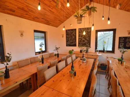 Group Escape in Vielsalm Отели рядом с достопримечательностью «Барак де Фретюр»