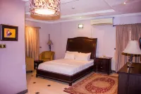 Tivoli Residence & Bar