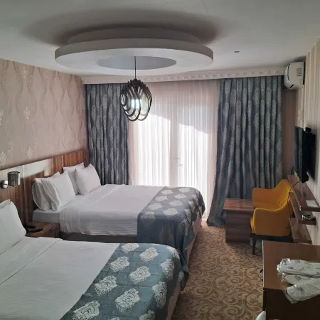 Crystall Hotel