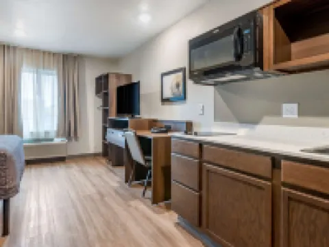 WoodSpring Suites Brunswick Hotels in Dock Junction