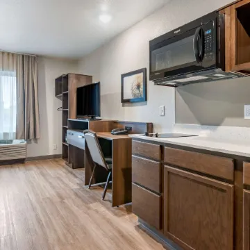 WoodSpring Suites Brunswick