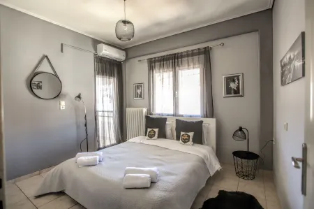 Grand Meteora Central Luxury Apartment