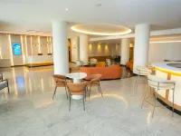 Regency Park Hotel Hotels near Leme Beach