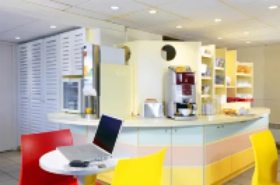 프리미어 클라스 트로이스 수드 - 부셔레스