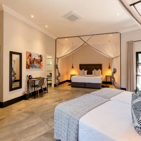 Nkosi Guest Lodge