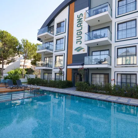 Juglans Suites