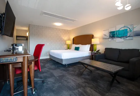 The Tide's Inn Отели в г. Nanaimo F