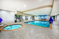 La Quinta Inn & Suites by Wyndham Kingwood Houston IAH Airpt - spa