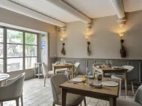 Maison Hache Hotels in Plan-d'Orgon