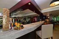 Auténtico Hotel - С баром